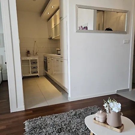 Bracera Znjan - Free Parking Appartamento *