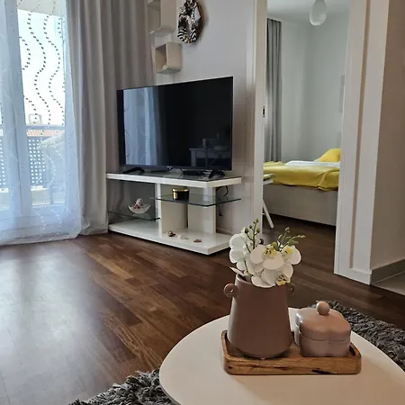 Apartment Bracera Znjan - Free Parking Split